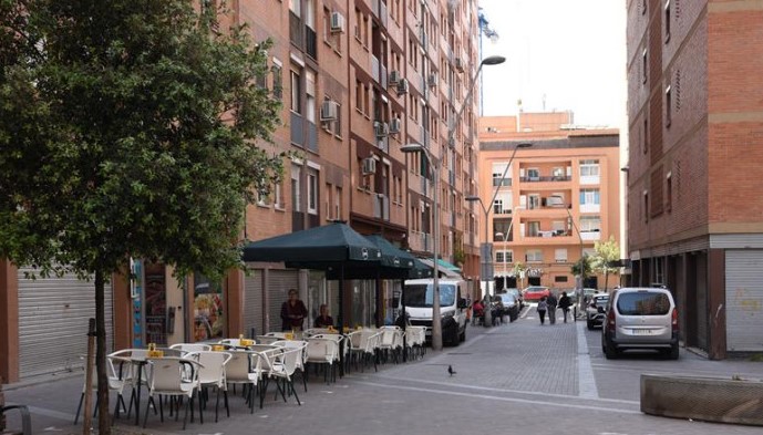 Vistas de los parques y la zona residencial de Can Calders en Sant Feliu de Llobregat